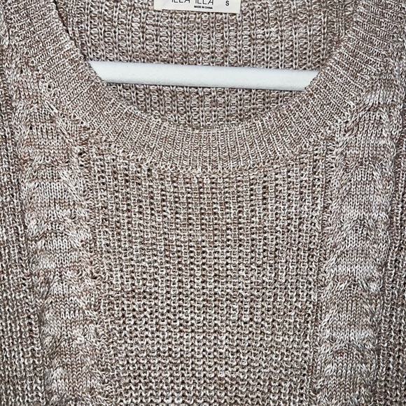 Illa Illa Stylish Tan and White Ruffle Sweater Top - Picture 10 of 12